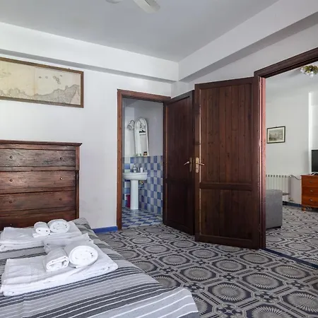 La Cueva Dello Scirocco By Domusicily Apartment *
